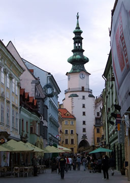 Puerta de San Miguel