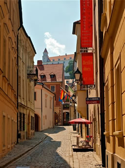 Callejón en el Stare Mesto